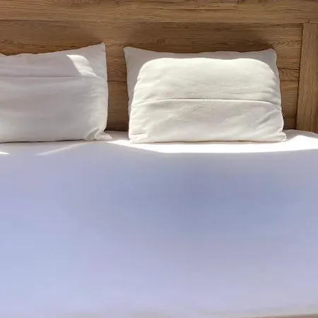Hasta La Vista Hostel Sarandë