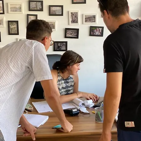 Hasta La Vista Hostel Sarandë