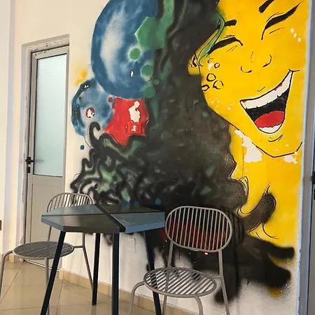 Hasta La Vista Hostel