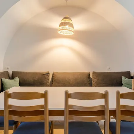 Hasta La Vista אכסניה *