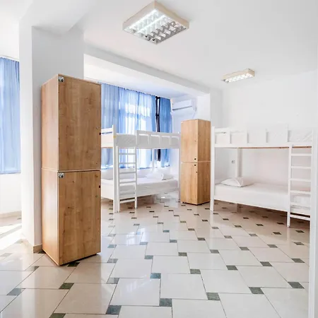 Hasta La Vista Hostel Sarandë