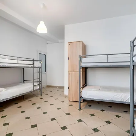 Hasta La Vista Saranda