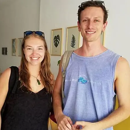 Hasta La Vista Saranda