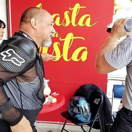 Hostel Hasta La Vista *