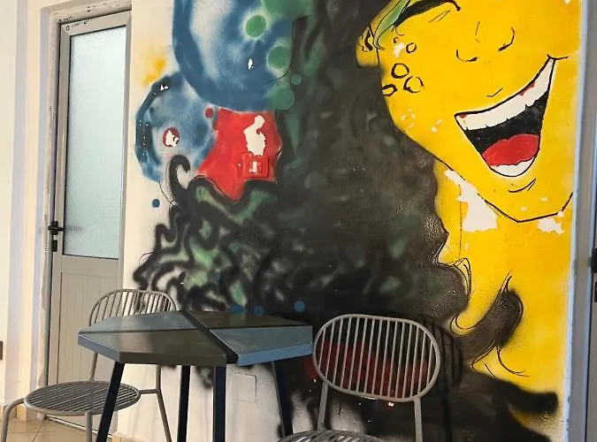 Hasta La Vista Hostel