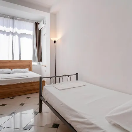 Hasta La Vista Hostel