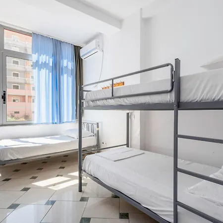 Hasta La Vista Hostel