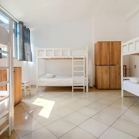 Hasta La Vista Саранда