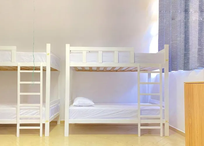 Hostel Hasta La Vista Sarande