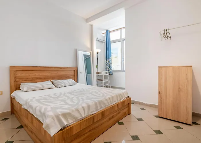 Hasta La Vista Sarande