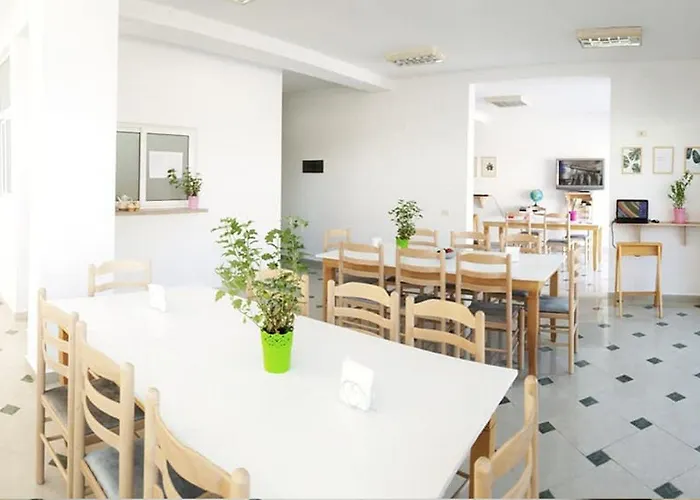 Hasta La Vista * ساراندا