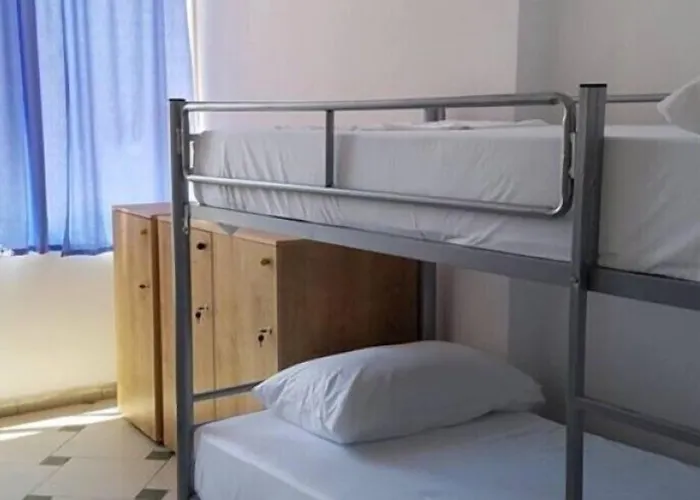 Hasta La Vista Albergue Sarandë