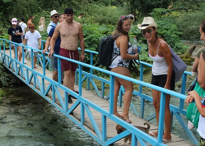 Hasta La Vista Sarande