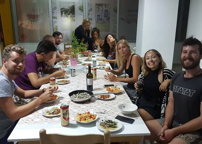 Hasta La Vista Sarande